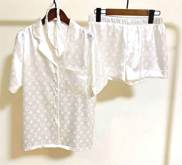 PREORDER “Rich Girl vintage” short set